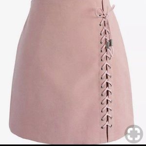 Lace up mini skirt!